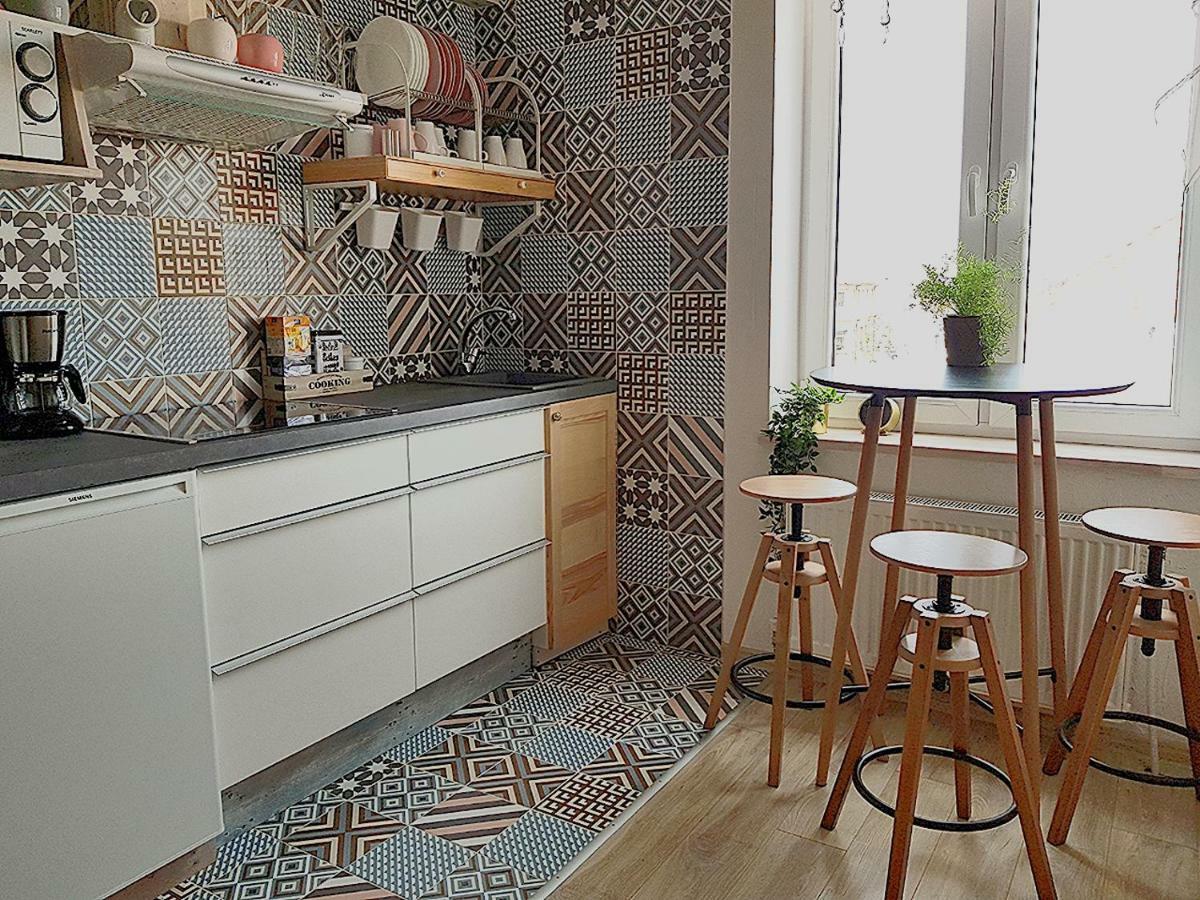 Dp Art 14 Old Town Self Check In Apartment Каунас Екстериор снимка